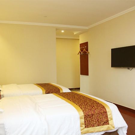 Greentree Alliance Shanghai Chongming Bayi Road Walking Street Hotel Exteriör bild